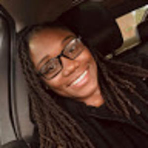 Meet your Posher, Zakia